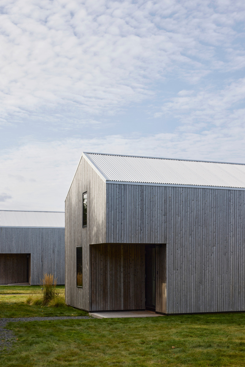 Dossier de presse | 1487-01 - Communiqué de presse | Ridge On The Chimney - MacKay-Lyons Sweetapple Architects - Architecture commerciale - Crédit photo : James Brittain