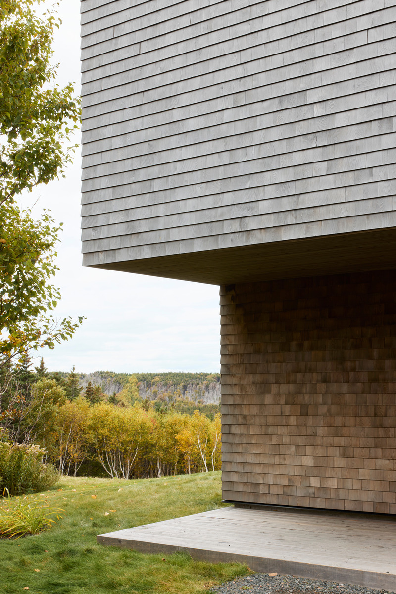 Dossier de presse | 1487-01 - Communiqué de presse | Ridge On The Chimney - MacKay-Lyons Sweetapple Architects - Architecture commerciale - entry bite  - Crédit photo : James Brittain