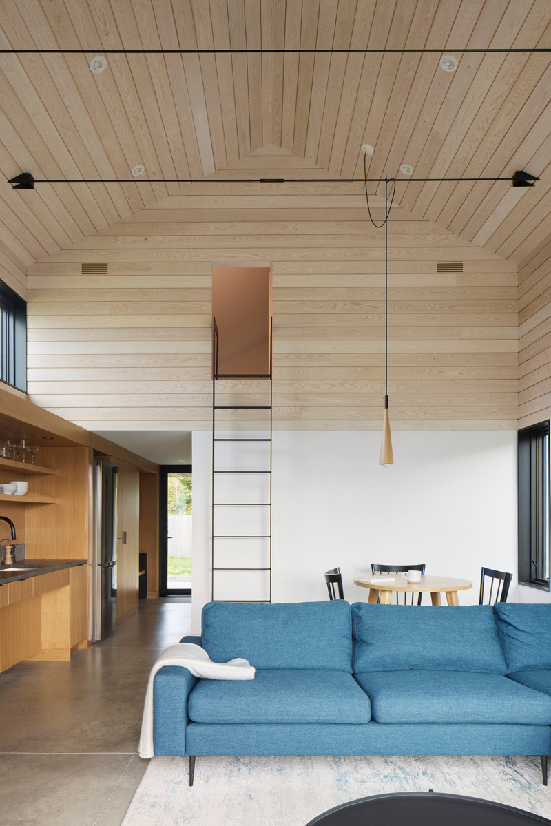 Dossier de presse | 1487-01 - Communiqué de presse | Ridge On The Chimney - MacKay-Lyons Sweetapple Architects - Architecture commerciale - Crédit photo : James Brittain