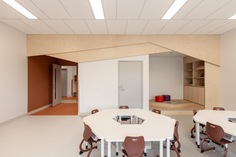 Press kit | 886-05 - Press release | New Manawan Awacak OkiskinohamatowikamikowawElementary School - CCM2 | B+B architecture and design inc - Institutional Architecture -  Day-care service  - Photo credit: 1px.ca - Dave Tremblay