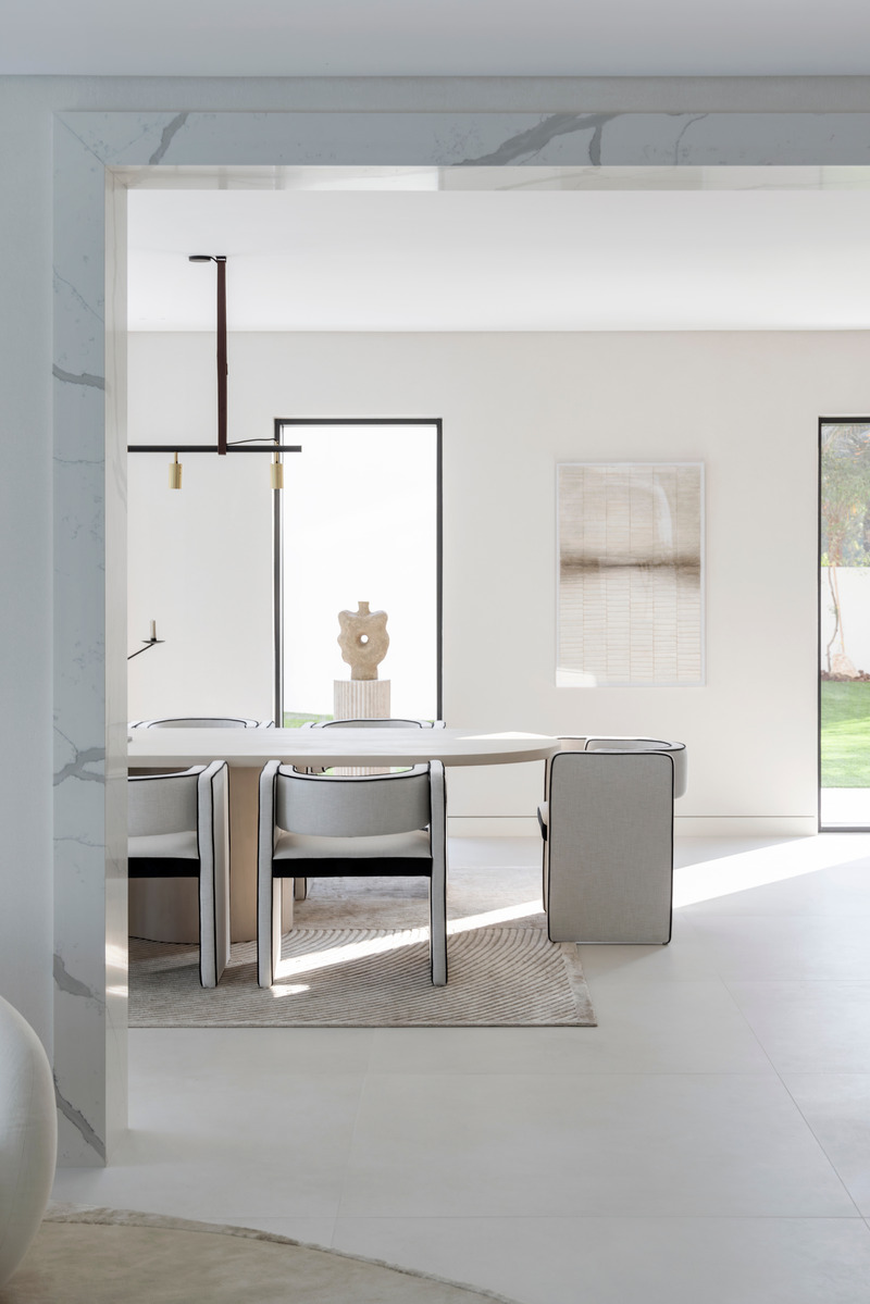 Press kit | 7534-06 - Press release | Living in Motion: The Curved Harmony of Lime Tree Valley Villa - GroundedDesign - Residential Interior Design - Lime Tree Valley Villa, by GroundedDesign - Photo credit: Kelly Tooze