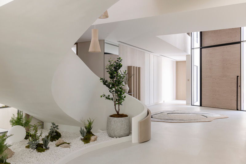 Press kit | 7534-06 - Press release | Living in Motion: The Curved Harmony of Lime Tree Valley Villa - GroundedDesign - Residential Interior Design - Lime Tree Valley Villa, by GroundedDesign - Photo credit: Kelly Tooze