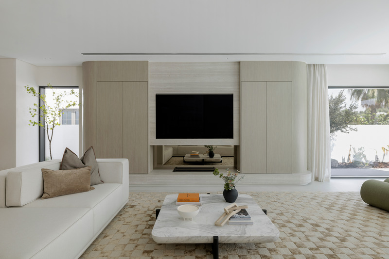 Press kit | 7534-06 - Press release | Living in Motion: The Curved Harmony of Lime Tree Valley Villa - GroundedDesign - Residential Interior Design - Lime Tree Valley Villa, by GroundedDesign - Photo credit: Kelly Tooze