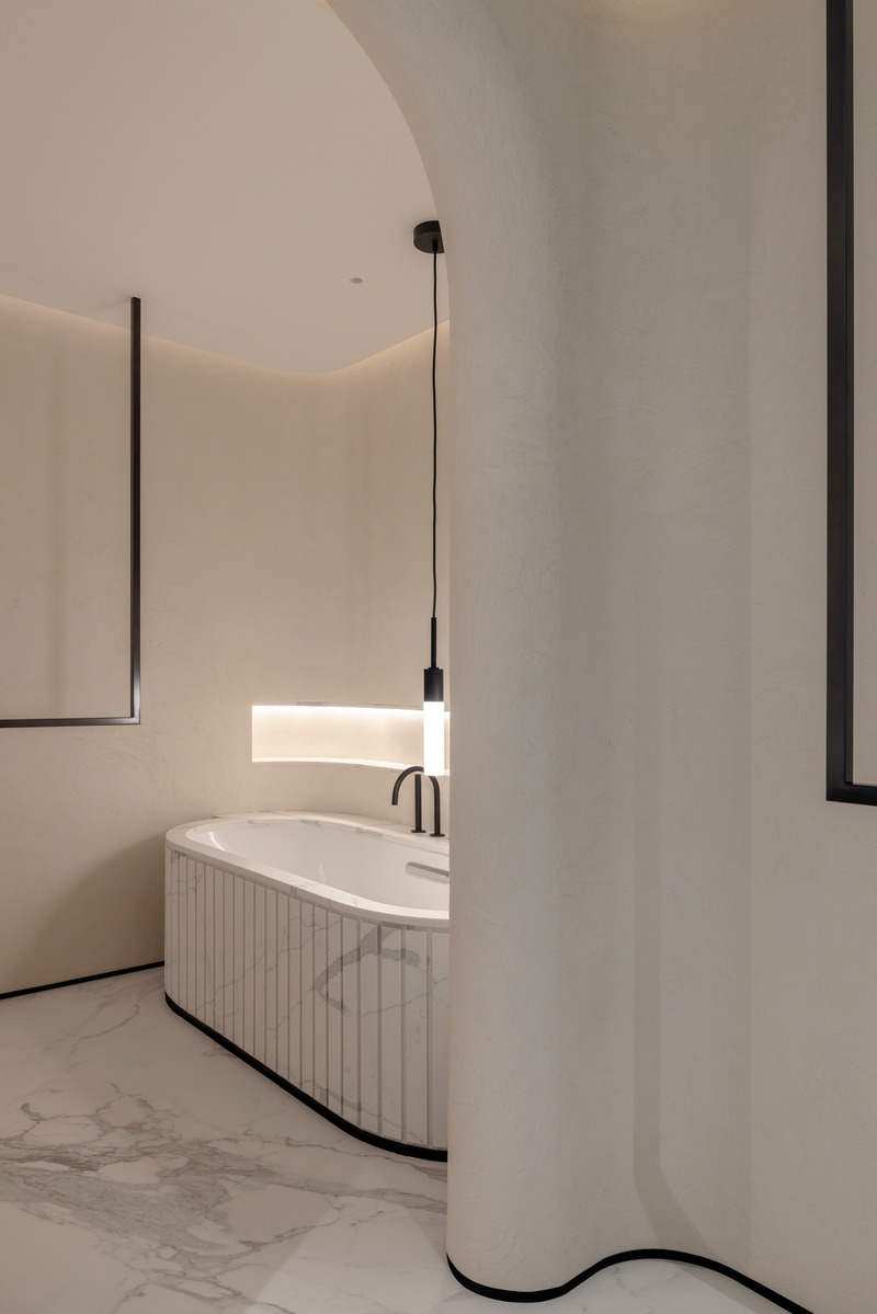 Press kit | 7534-06 - Press release | Living in Motion: The Curved Harmony of Lime Tree Valley Villa - GroundedDesign - Residential Interior Design - Lime Tree Valley Villa, by GroundedDesign - Photo credit: Kelly Tooze