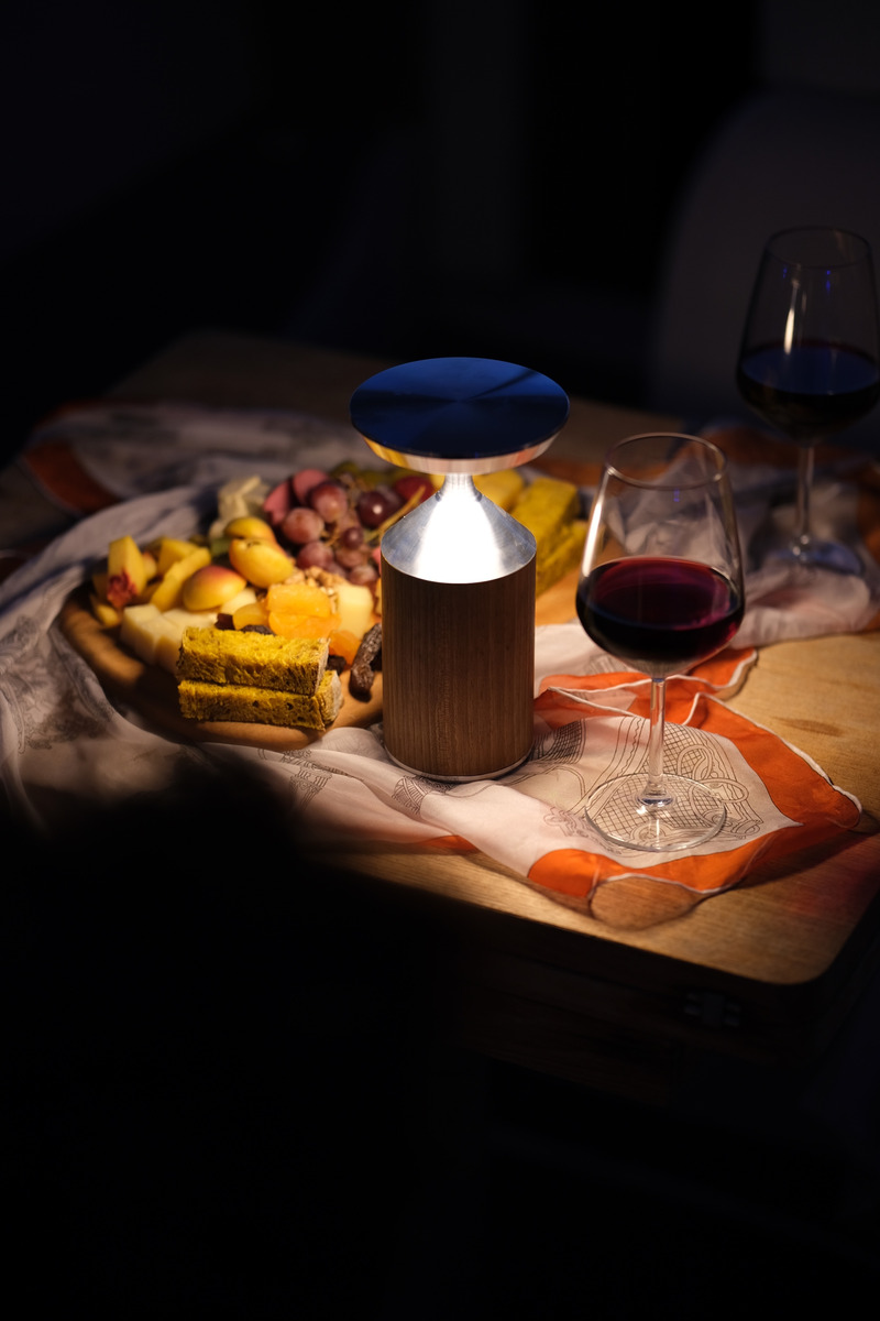 Press kit | 7501-09 - Press release | LIT Lighting Design Awards 2025: Calling All Innovators to Illuminate the Future - 3C Awards - Lighting Design - The Meeting of Harmony and Innovation: Modern Lighting Design, Moon On Noon<br> - Photo credit: CAGATAY TURHAN