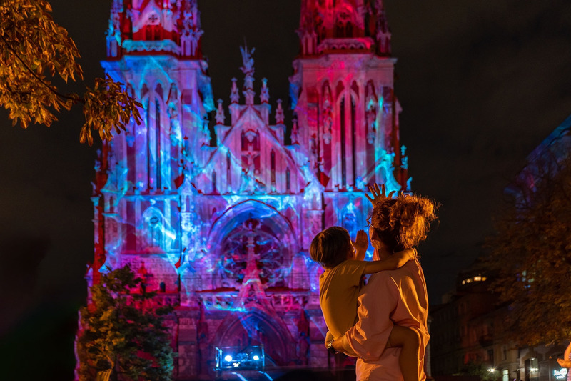 Press kit | 7501-09 - Press release | LIT Lighting Design Awards 2025: Calling All Innovators to Illuminate the Future - 3C Awards - Lighting Design - “The Soul” Light Art Installation, Kabluka Light &amp; Digital Sculptures  - Photo credit: Expolight
