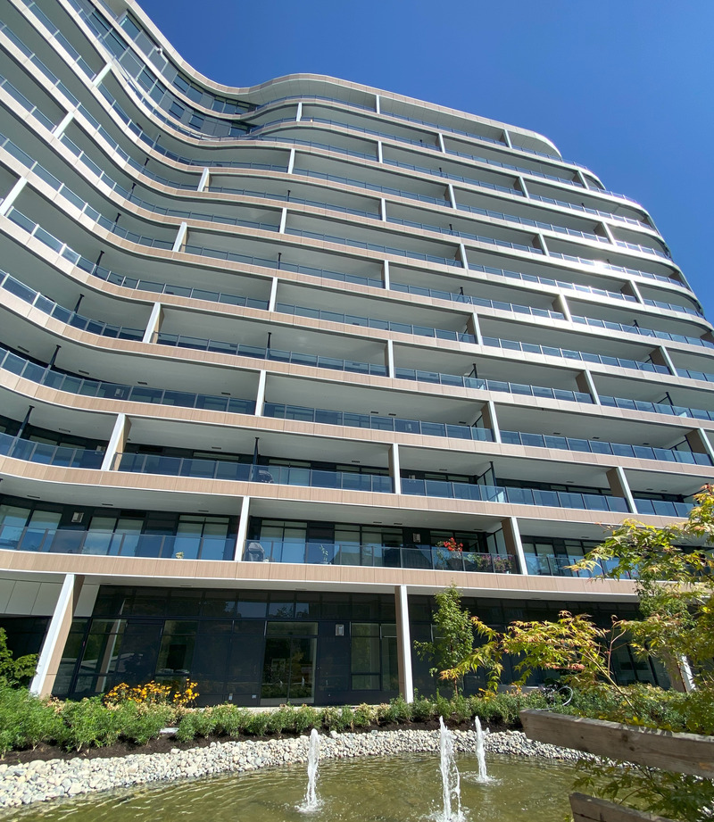 Press kit | 7694-01 - Press release | One Bear Mountain Wins Twice at Victoria Capital Region Commercial Building Awards - One Bear Mountain - Real Estate - One Bear Mountain Building  - Photo credit: Blueprint Global