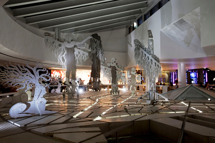 Press kit | 621-14 - Press release | Lightemotion illuminates the Espace culturel Georges-Émile-Lapalme in Place des Arts - Lightemotion - Lighting Design - Photo credit: Martine Doyon