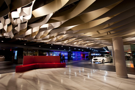 Press kit | 621-14 - Press release | Lightemotion illuminates the Espace culturel Georges-Émile-Lapalme in Place des Arts - Lightemotion - Lighting Design - Photo credit: Martine Doyon