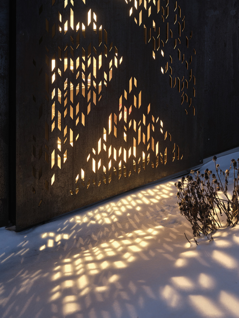 Dossier de presse | 4154-03 - Communiqué de presse | Chalet armuré du hibou - Atelier Schwimmer - Architecture résidentielle - Crédit photo : Phil Bernard