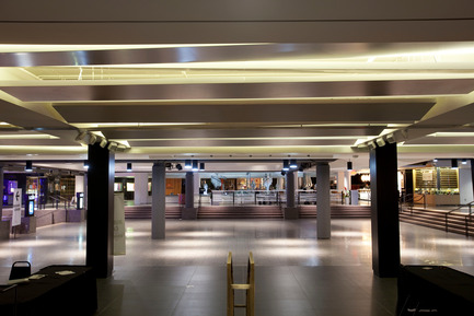 Press kit | 621-14 - Press release | Lightemotion illuminates the Espace culturel Georges-Émile-Lapalme in Place des Arts - Lightemotion - Lighting Design - Photo credit: Martine Doyon