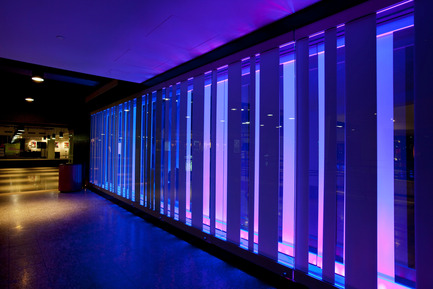 Press kit | 621-14 - Press release | Lightemotion illuminates the Espace culturel Georges-Émile-Lapalme in Place des Arts - Lightemotion - Lighting Design - Photo credit: Martine DoyonMartine Doyon