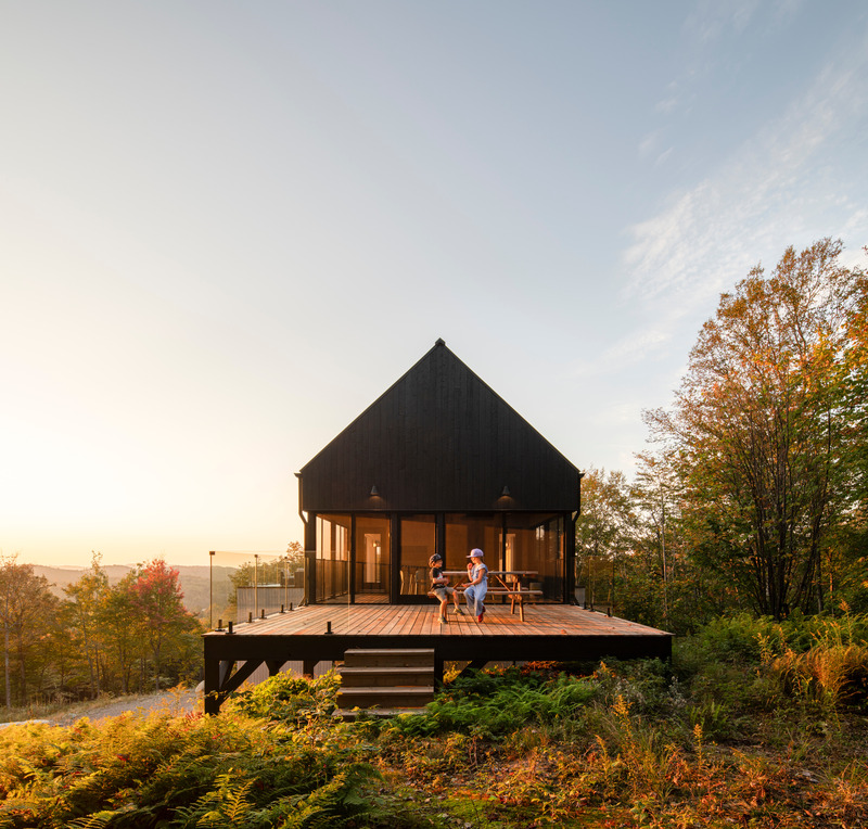 Dossier de presse | 3196-01 - Communiqué de presse | Le Noroît - Guillaume Pelletier Architecte - Architecture résidentielle - Le Noroît, Laurentides, Quebec, 2024 - Crédit photo : David Boyer Photographe inc