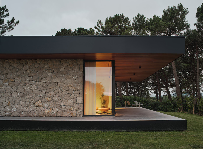 Dossier de presse | 3766-04 - Communiqué de presse | Mer et pierre : architecture vernaculaire dans une perspective actuelle - Zooco Estudio - Architecture résidentielle - Crédit photo :   David Zarzoso 