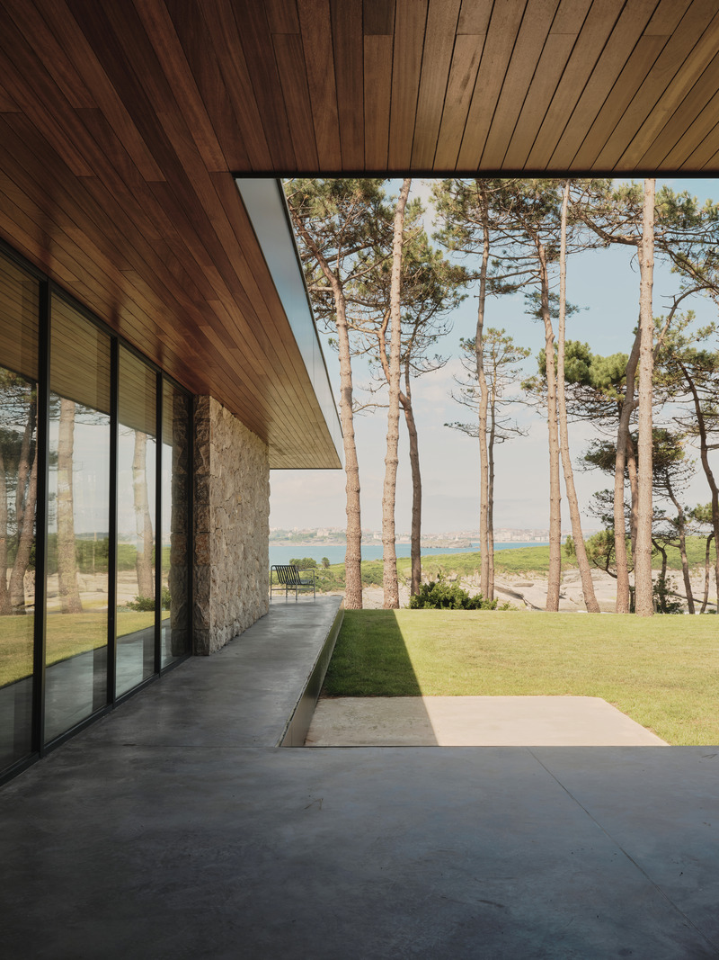 Dossier de presse | 3766-04 - Communiqué de presse | Mer et pierre : architecture vernaculaire dans une perspective actuelle - Zooco Estudio - Architecture résidentielle - Crédit photo :   David Zarzoso 