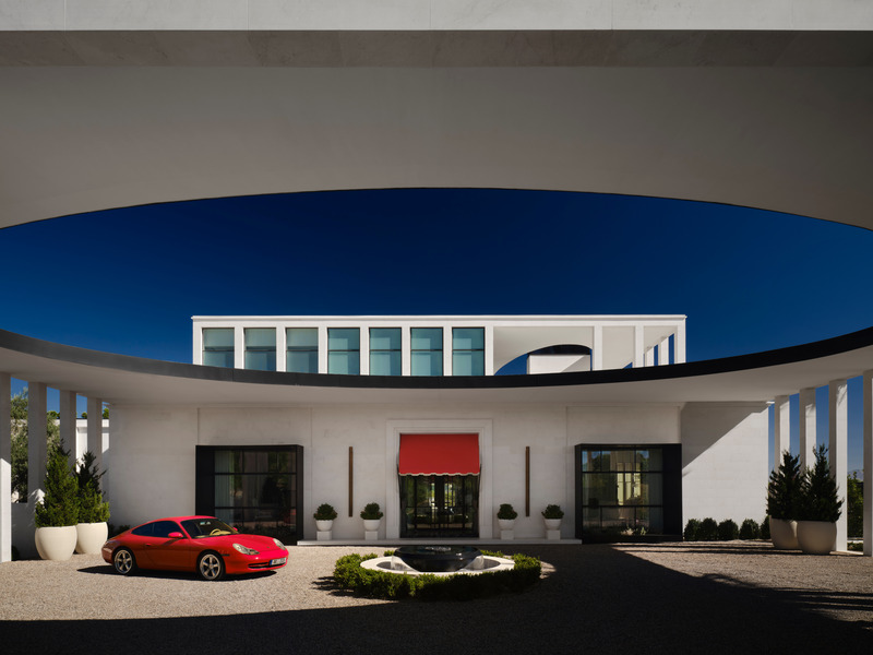 Press kit | 6087-06 - Press release | Tombolo: A Sculptural Symphony in the Nevada Desert - Daniel Joseph Chenin - Residential Interior Design - Photo credit: Douglas Friedman