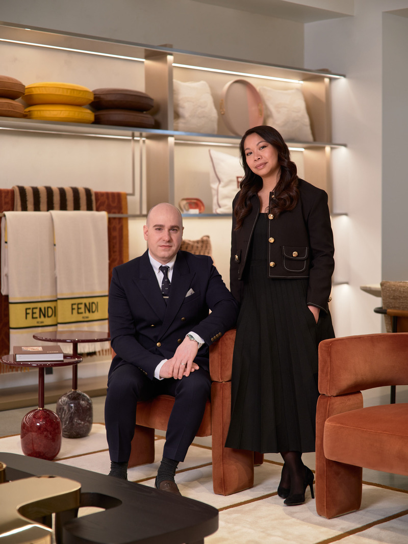 Dossier de presse | 7656-01 - Communiqué de presse | Fendi Casa, Dolce & Gabbana Casa, Versace Home, Bentley Home et Gallotti & Radice rejoignent Maison Territo au Royalmount, marquant un tournant pour le design italien à Montréal - Maison Territo - Design d’intérieur résidentiel - À Maison Territo, Liv et David réinventent l’expérience du mobilier de luxe  entre passion du design et élégance intemporelle. - Crédit photo :  Phil Bernard 