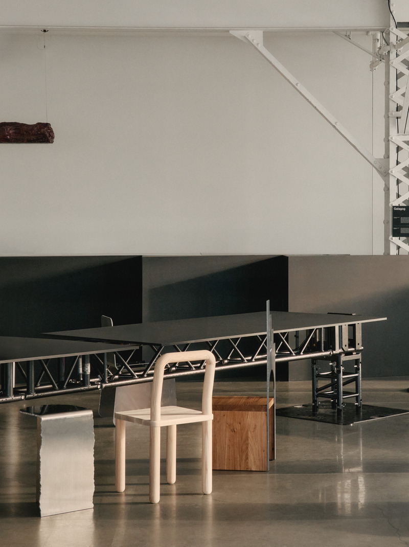Dossier de presse | 611-45 - Communiqué de presse | Complètement Design : processus et célébration, le design en mouvement à Montréal - Index-Design - Évènement + Exposition - <p>De gauche à droite :</p><p>Spline par Jérémy Paguet; Layout par Studio Super Sunday; Atrium par Le Chatelier</p> - Crédit photo : <p>© Alex Lesage</p>