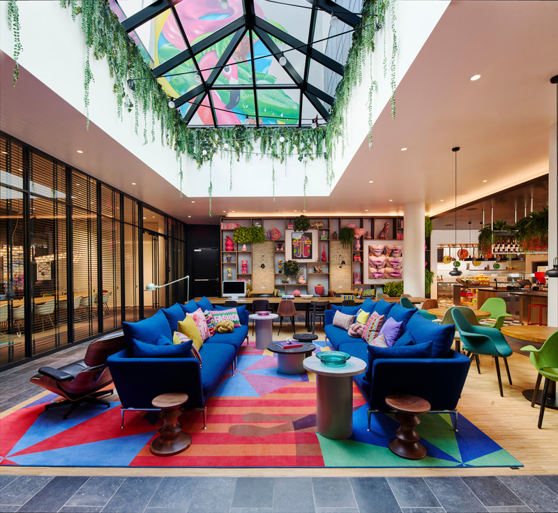 Dossier de presse | 1472-14 - Communiqué de presse | Marriott International to Acquire the citizenM Brand - Concrete Amsterdam - Design d’intérieur commercial - citizenM South Beach Miami - Crédit photo : Richard Powers