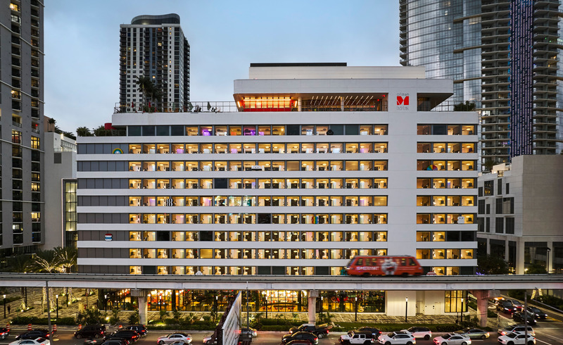 Dossier de presse | 1472-14 - Communiqué de presse | Marriott International to Acquire the citizenM Brand - Concrete Amsterdam - Design d’intérieur commercial - citizenM Miami Worldcenter - Crédit photo : Richard Powers