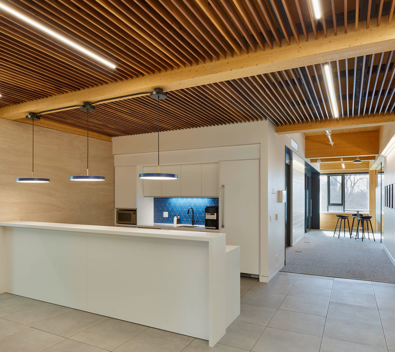 Dossier de presse | 2035-03 - Communiqué de presse | Ontario Secondary School Teachers' Federation (OSSTF) Building - Kasian Architecture Interior Design and Planning & Moriyama Teshima Architects - Design d’intérieur commercial - Crédit photo : Tom Arban