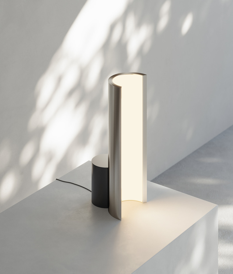 Press kit | 2351-05 - Press release | Anony to Release New ‘Pola’ Collection at WantedDesign 2025 - Anony - Lighting Design - Pola Table Lamp, Brushed Aluminum - Photo credit: Anony