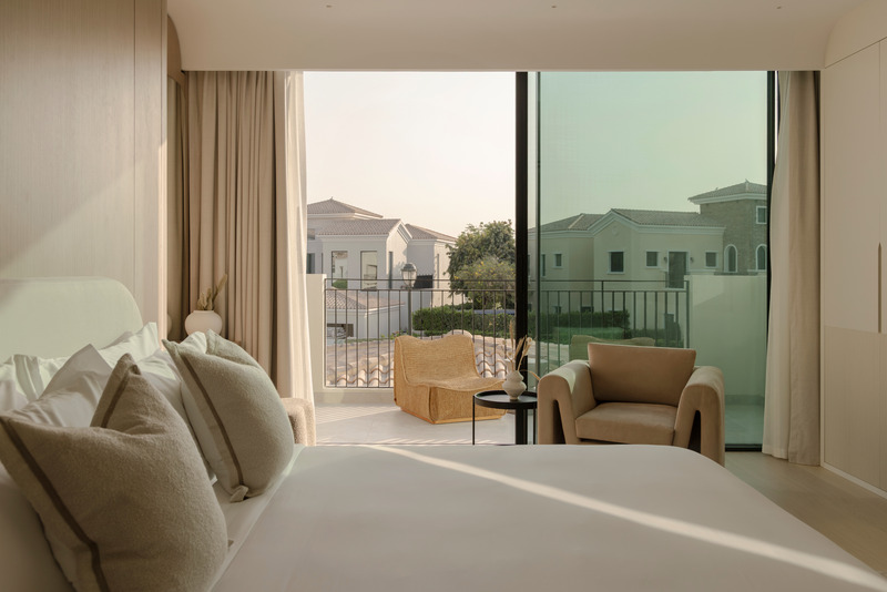Press kit | 7534-07 - Press release | Grounded Design Reimagines a Dubai Villa for the Next Chapter of Luxury Living: A Study in Sculpted Stillness - GroundedDesign - Residential Interior Design - Photo credit: Kelly Tooze