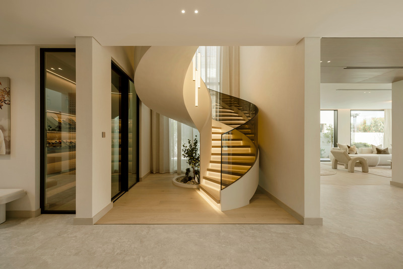Press kit | 7534-07 - Press release | Grounded Design Reimagines a Dubai Villa for the Next Chapter of Luxury Living: A Study in Sculpted Stillness - GroundedDesign - Residential Interior Design - Photo credit: Kelly Tooze