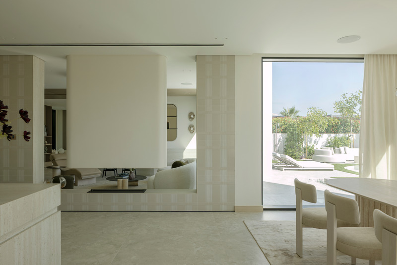 Press kit | 7534-07 - Press release | Grounded Design Reimagines a Dubai Villa for the Next Chapter of Luxury Living: A Study in Sculpted Stillness - GroundedDesign - Residential Interior Design - Photo credit: Kelly Tooze