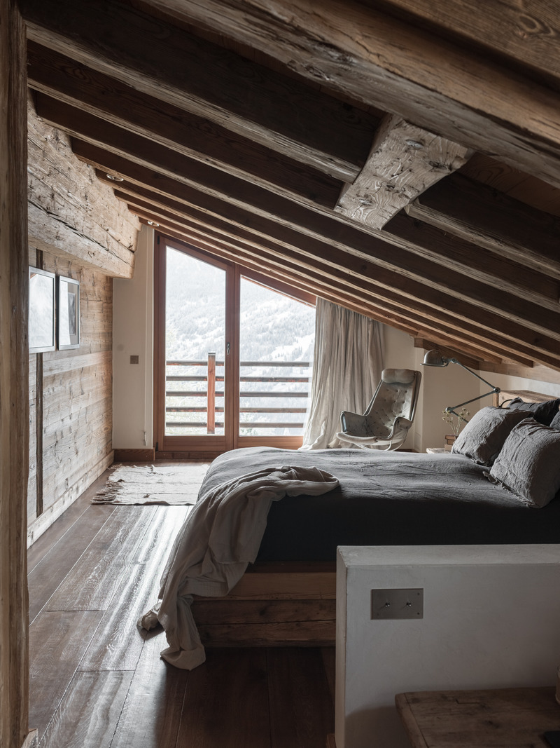 Press kit | 1144-05 - Press release | Rediscovering Luxury Through Circular Design in Verbier - Marianne Tiegen Interiors - Residential Interior Design - Photo credit: J. Wilson
