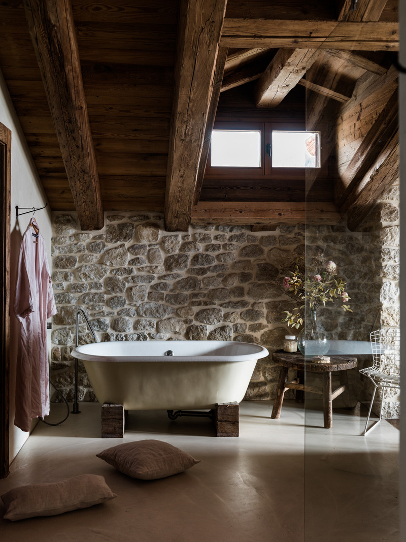 Press kit | 1144-05 - Press release | Rediscovering Luxury Through Circular Design in Verbier - Marianne Tiegen Interiors - Residential Interior Design - Photo credit: J. Wilson