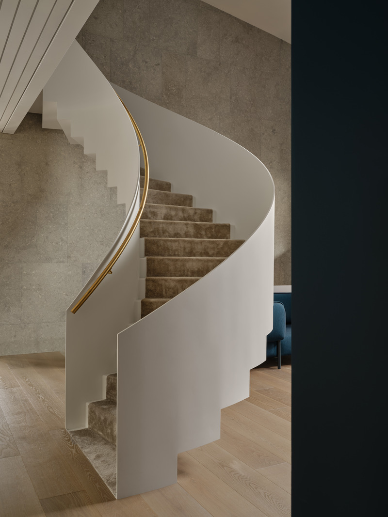 Press kit | 2942-06 - Press release | Glasgow residence - Reigo & Bauer - Residential Interior Design - Entry Hall Stair<br> - Photo credit: Doublespace Photography