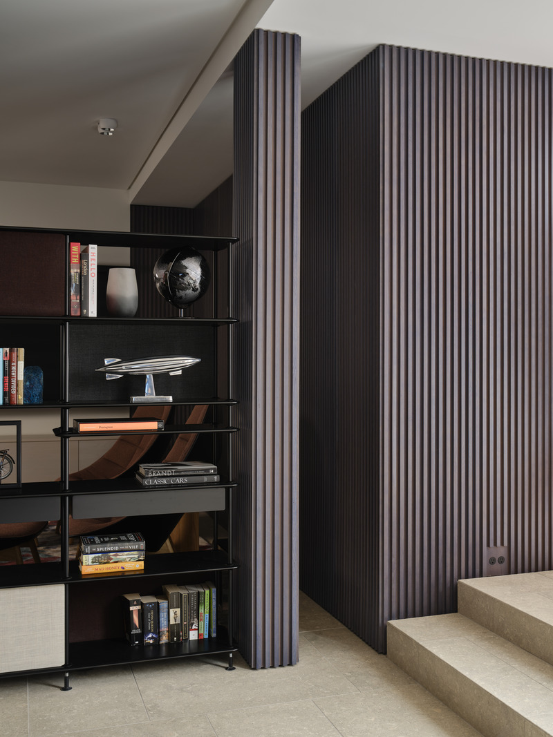 Press kit | 2942-06 - Press release | Glasgow residence - Reigo & Bauer - Residential Interior Design - Lower Level - Oak Baton Panelling<br style=""> - Photo credit: Doublespace Photography