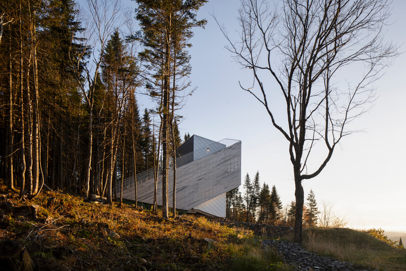 Press kit | 611-46 - Press release | 16th Edition of the Guide 200 Architectes et Designers Québécois - Index-Design - Edition - Peace, by Quinzhee Architecture - Photo credit: ©Adrien Williams