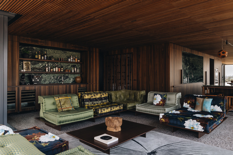 Press kit | 611-46 - Press release | 16th Edition of the Guide 200 Architectes et Designers Québécois - Index-Design - Edition - Party of two, by MXMA architecture et design - Photo credit: ©Photographie intérieure co