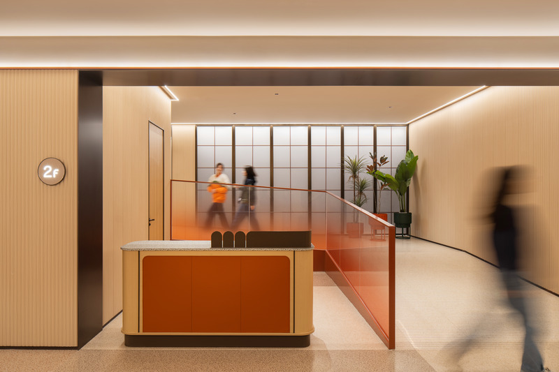 Press kit | 3531-15 - Press release | Orange Hotel 3.0: LOHAS－Lifestyles of Health and Sustainability－Paul H. Ray - Vermilion Zhou Design Group - Commercial Interior Design - Breakfast Hall Transition Zone - Photo credit: Jian Quan Wu<span></span>