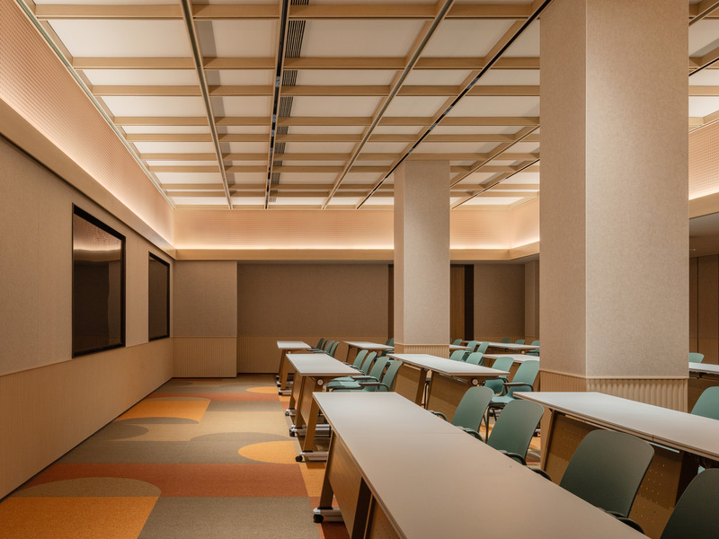 Press kit | 3531-15 - Press release | Orange Hotel 3.0: LOHAS－Lifestyles of Health and Sustainability－Paul H. Ray - Vermilion Zhou Design Group - Commercial Interior Design - Meeting Room - Photo credit: Jian Quan Wu<span></span>