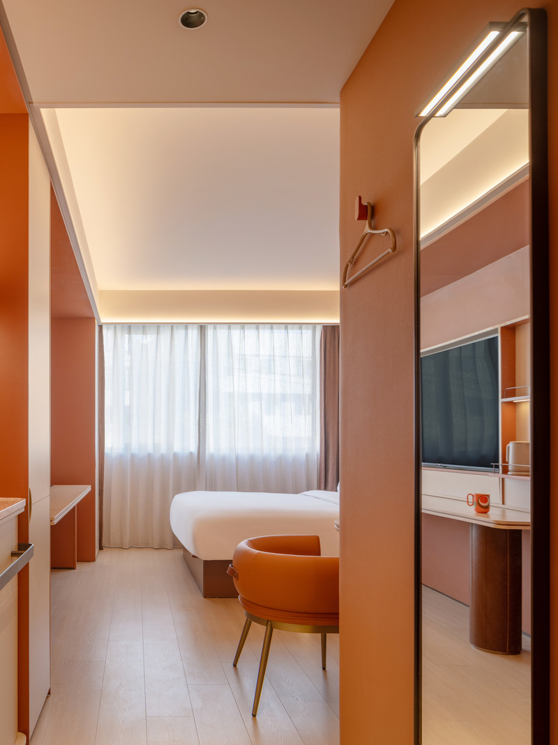 Press kit | 3531-15 - Press release | Orange Hotel 3.0: LOHAS－Lifestyles of Health and Sustainability－Paul H. Ray - Vermilion Zhou Design Group - Commercial Interior Design - Guestroom - Photo credit: Jian Quan Wu<span></span>