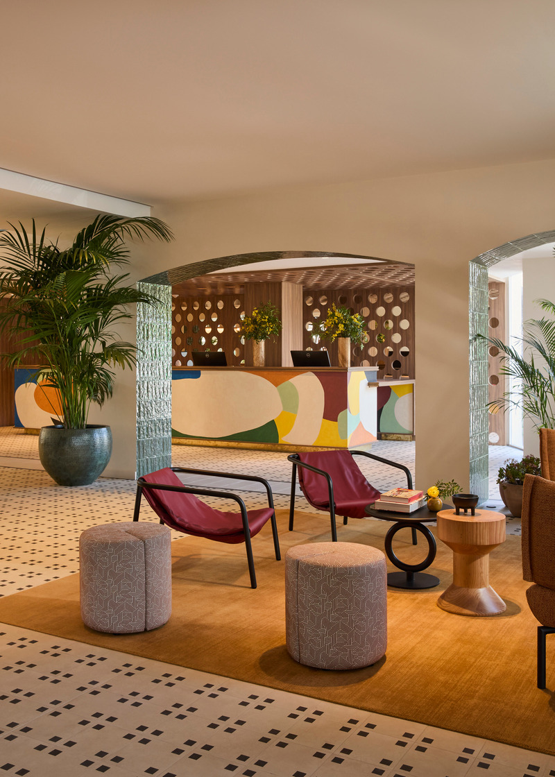 Dossier de presse | 3724-17 - Communiqué de presse | Kimpton Los Monteros Hotel - EL EQUIPO CREATIVO - Design d’intérieur commercial - Lobby Area - Crédit photo : Veerle Evens