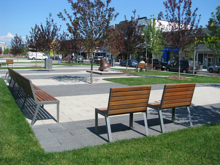 Dossier de presse | 821-01 - Communiqué de presse | Collection Esplanade - Equiparc - Produit - Place Bourget, Joliette<br>Projet et mobilier urbain – Conception et réalisation : Daoust Lestage inc. architecture et design urbain&nbsp;<br> - Crédit photo : Equiparc
