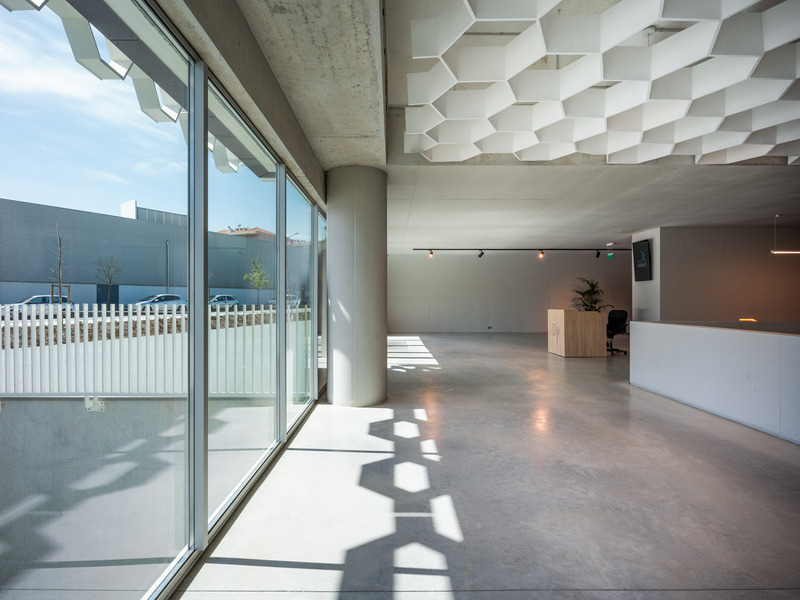 Dossier de presse | 7557-05 - Communiqué de presse | Liga HQ: A New Icon Rises in Porto - OODA - Architecture institutionnelle - Crédit photo : Pedro Cardigo