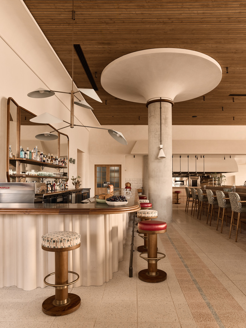 Press kit | 2887-11 - Press release | Opening Mondrian Gold Coast, Australia - Alexander &CO. - Commercial Interior Design -  LiTO - Lobby bar featuring small coffee corner and custom feature pendant light - Photo credit: Alicia Taylor