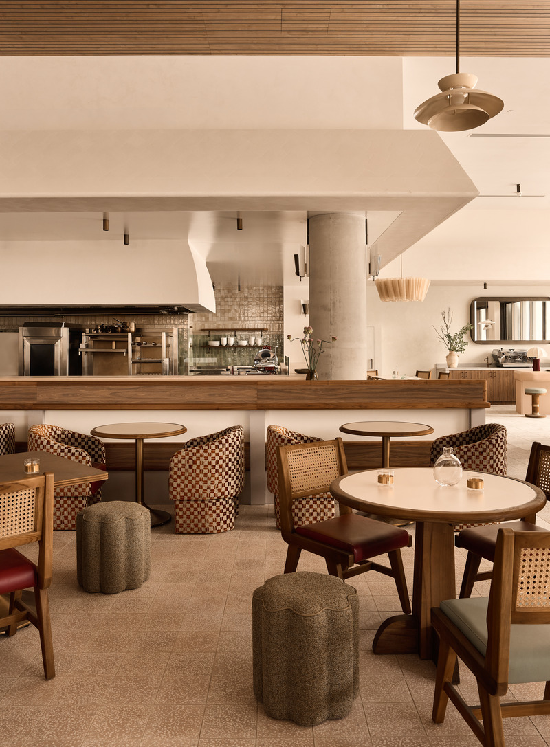 Press kit | 2887-11 - Press release | Opening Mondrian Gold Coast, Australia - Alexander &CO. - Commercial Interior Design -  LiTO - Restaurant seating with open kitchen behind and coffee bar in the right background - Photo credit: Alicia Taylor