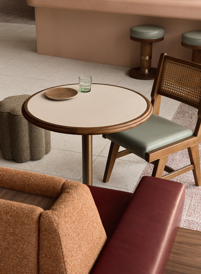 Press kit | 2887-11 - Press release | Opening Mondrian Gold Coast, Australia - Alexander &CO. - Commercial Interior Design -  LiTO - Furniture detail of coffee bar banquette seating  - Photo credit: Alicia Taylor