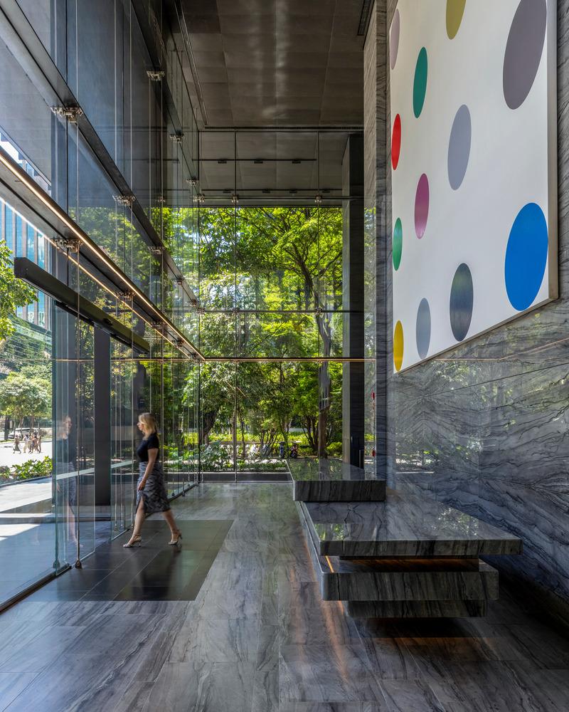Press kit | 7704-01 - Press release | A Forest Rises in São Paulo — Vertically - aflalo/gasperini arquitetos - Real Estate - Photo credit: Maira Acayaba