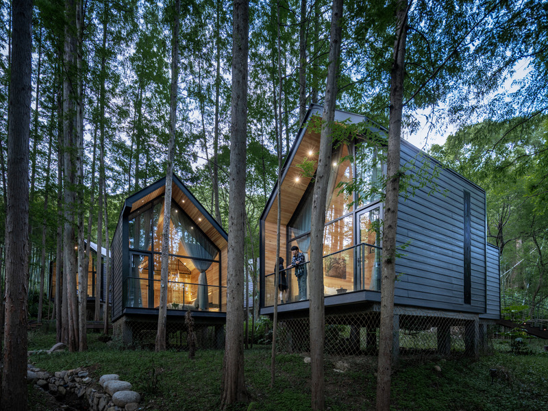Press kit | 7710-01 - Press release | Dongmingshan Senyu Hotel: A Minimally Invasive Forest Resort in Hangzhou - GLA Architects - Commercial Architecture - Metasequoia Wood Cottage - Photo credit: Chen Xi Studio