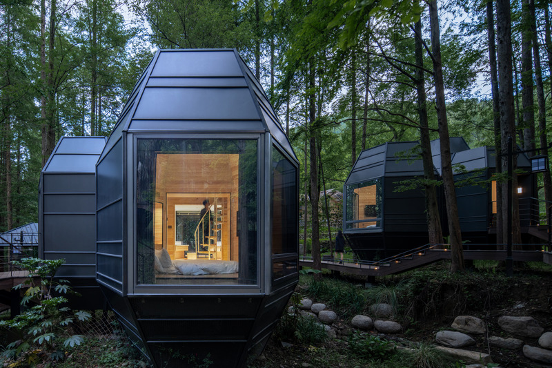Press kit | 7710-01 - Press release | Dongmingshan Senyu Hotel: A Minimally Invasive Forest Resort in Hangzhou - GLA Architects - Commercial Architecture - Pinecone Cabins - Photo credit: Chen Xi Studio
