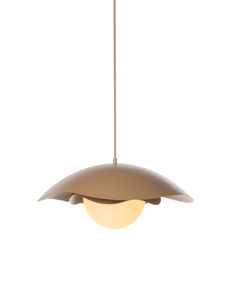 Press kit | 1942-06 - Press release | New Pivoine Collection: All About Delicate Design for Luminaire Authentik - Luminaire Authentik - Lighting Design - Pivoine 2-2008-LA00 - Photo credit: Luminaire Authentik