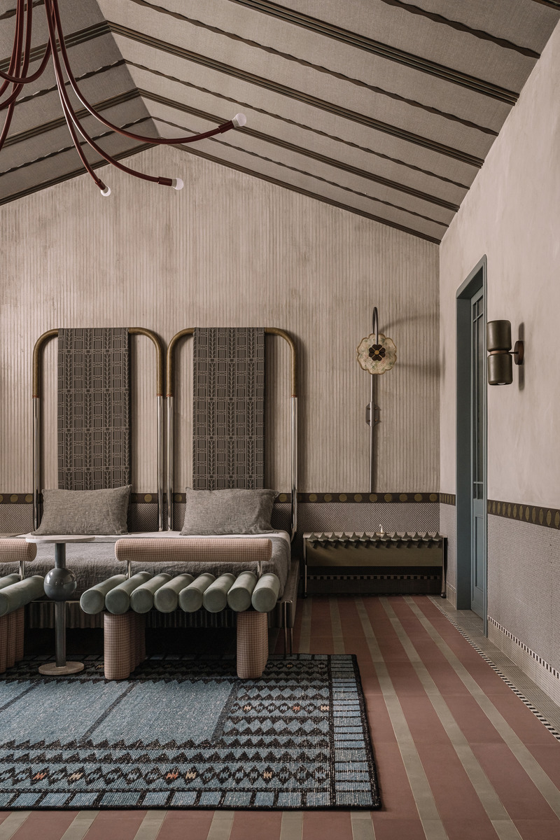Press kit | 7002-02 - Press release | Pennyroyal Tea - Multitude Of Sins - Residential Architecture - Photo credit: Ishita Sitwala