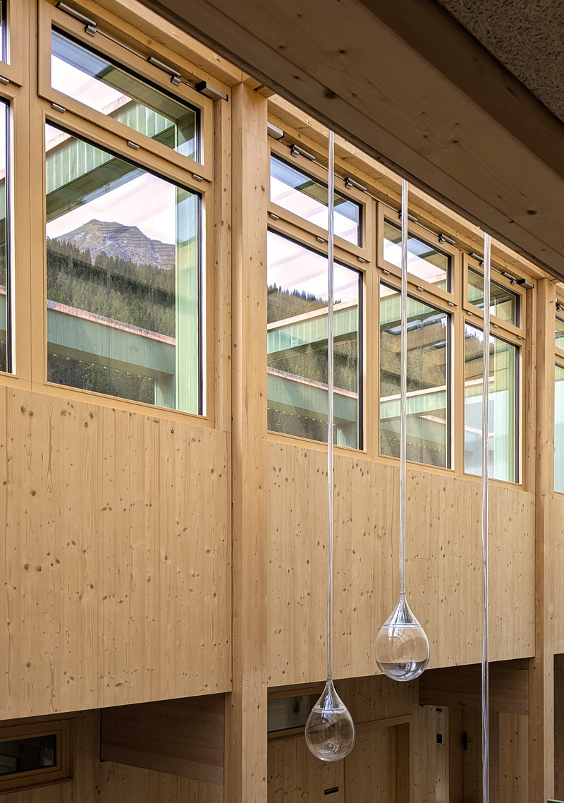 Dossier de presse | 7737-01 - Communiqué de presse | School Center of Davos Platz - CURA Architekten - Architecture institutionnelle - Atrium - Crédit photo : CURA Architekten